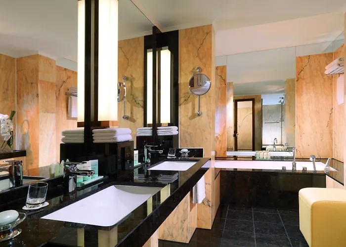 The Westin Grand Frankfurt Szálloda 5*